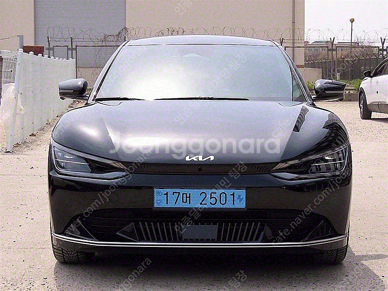 EV6 중고 EV6 중고차 2022년식 30,392km 롱레인지 어스 개인사업자 차량구매--0